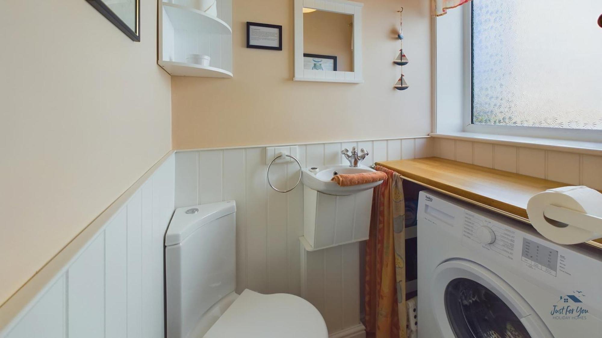 Anchor Down Cottage The Perfect Seaside Retreat Sleeps 4 Beach 2 Mins Ryde  Luaran gambar