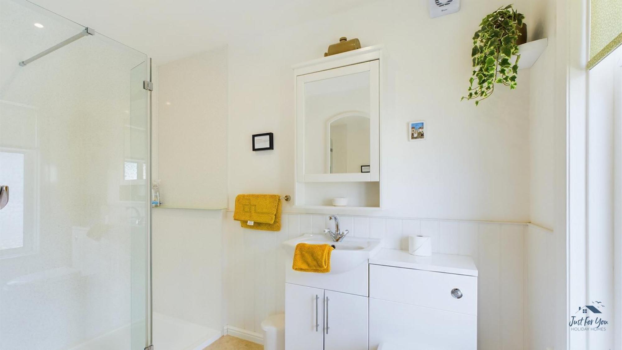 Anchor Down Cottage The Perfect Seaside Retreat Sleeps 4 Beach 2 Mins Ryde  Luaran gambar