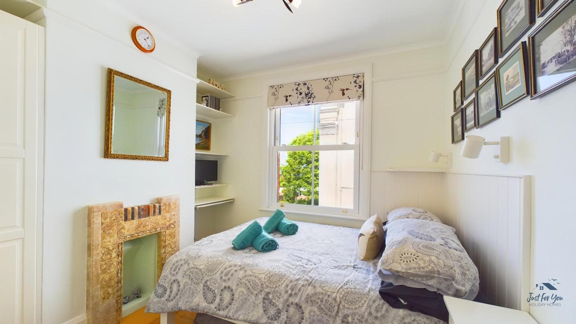 Anchor Down Cottage The Perfect Seaside Retreat Sleeps 4 Beach 2 Mins Ryde  Luaran gambar